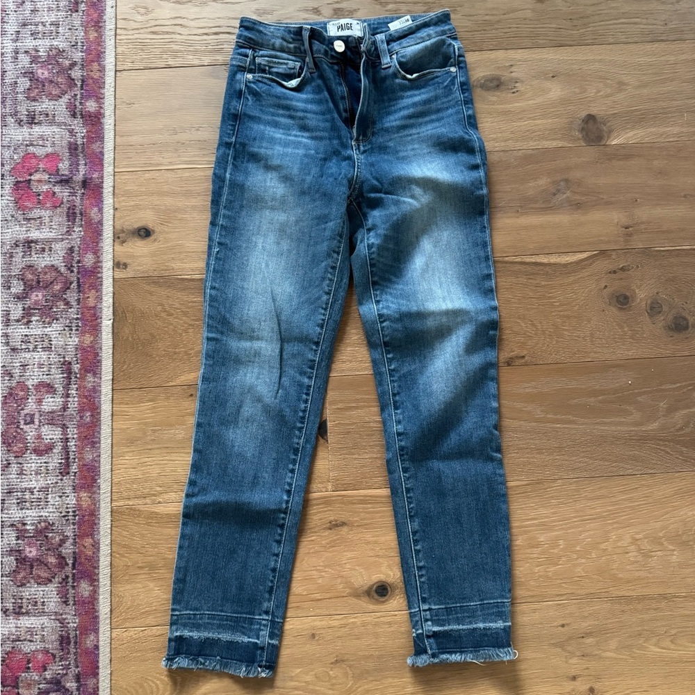 PAIGE Light Blue Hoxton Slim Crop - Size 25 - Like New